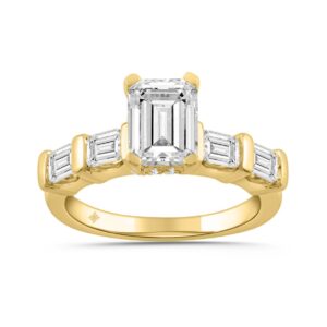LADIES RING 3 1/4CT ROUND/EMERALD DIAMOND 14K YELLOW GOLD (CENTER STONE EMERALD DIAMOND 2.00CT)